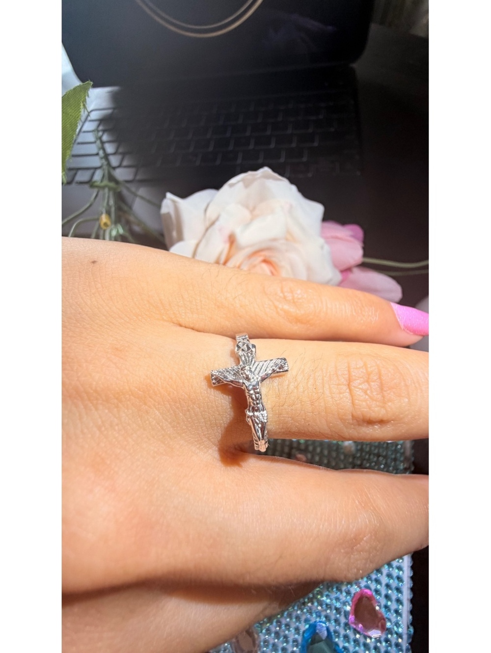 Silver 925 solid  Tone Crucifix Ring with Detailed Design size 7
